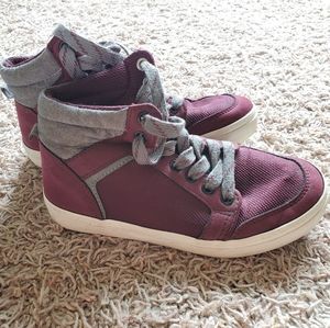 Maroon high tops